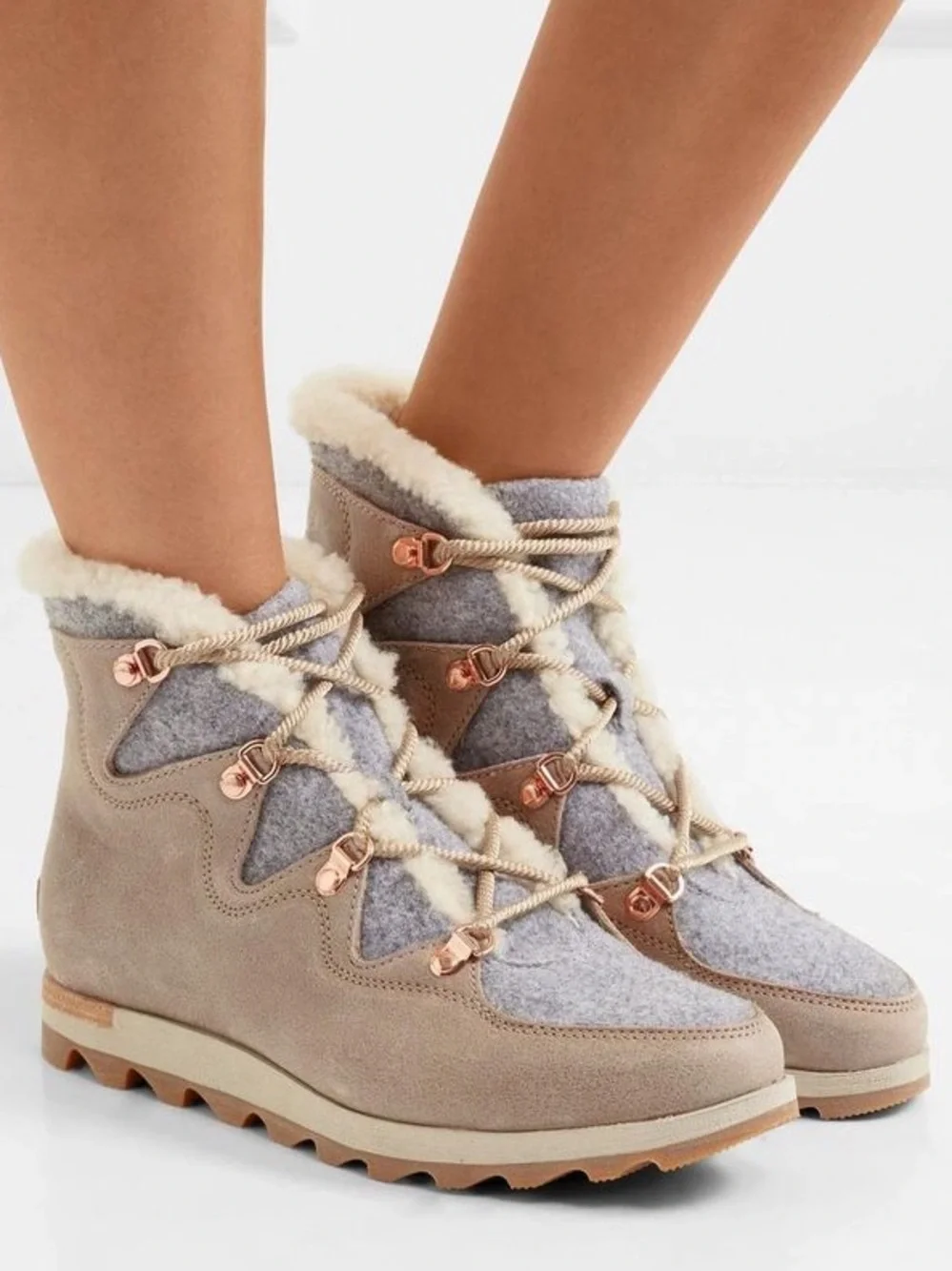 Sorel Sneakchic Alpine Beige Suede Leather Upper Sherpa Ankle Boots Size 10